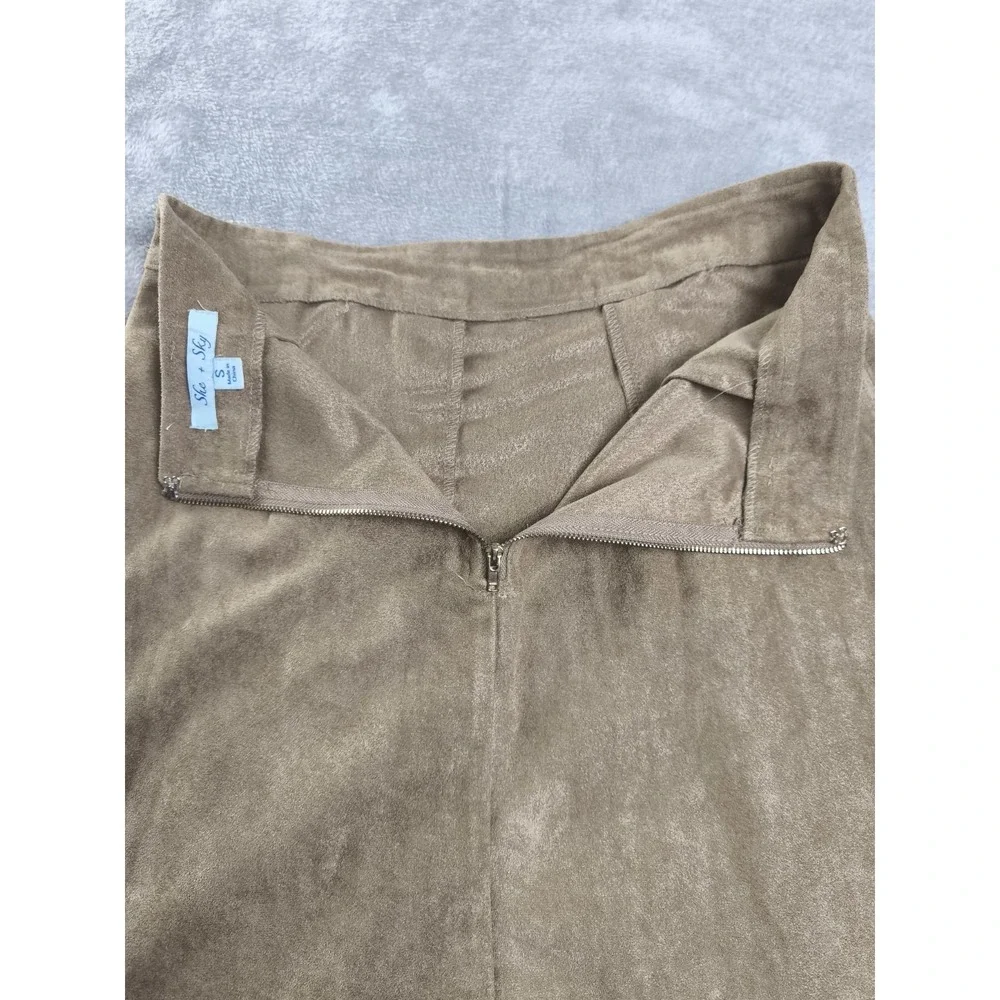 She + Sky Faux Suede Mini Skirt Womens Small Tan Lace Up Boho Western‎